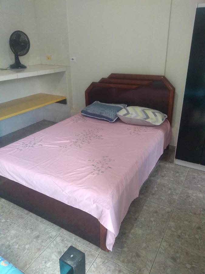 Pousada Santa Felicidade Trieste com garagem D Curitiba Exterior foto